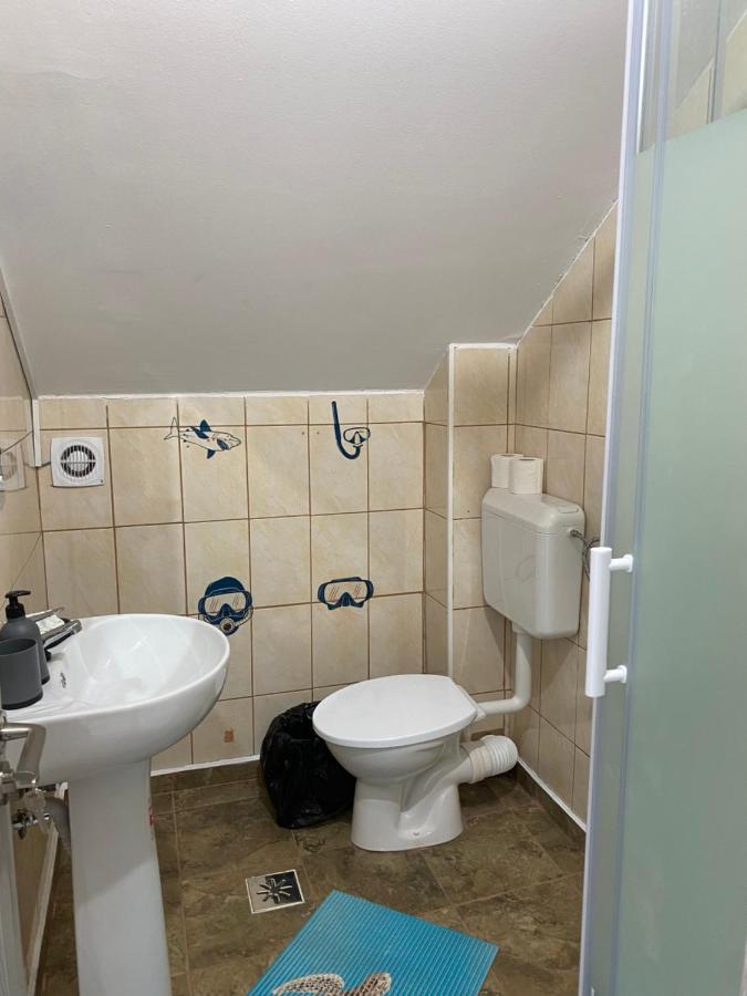 Pensiunea Uzlina Tulcea Exteriör bild